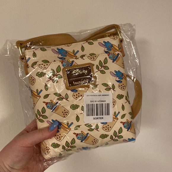 Loungefly Disney Lilo & Stitch Boba Crossbody Bag - Picture 14 of 16